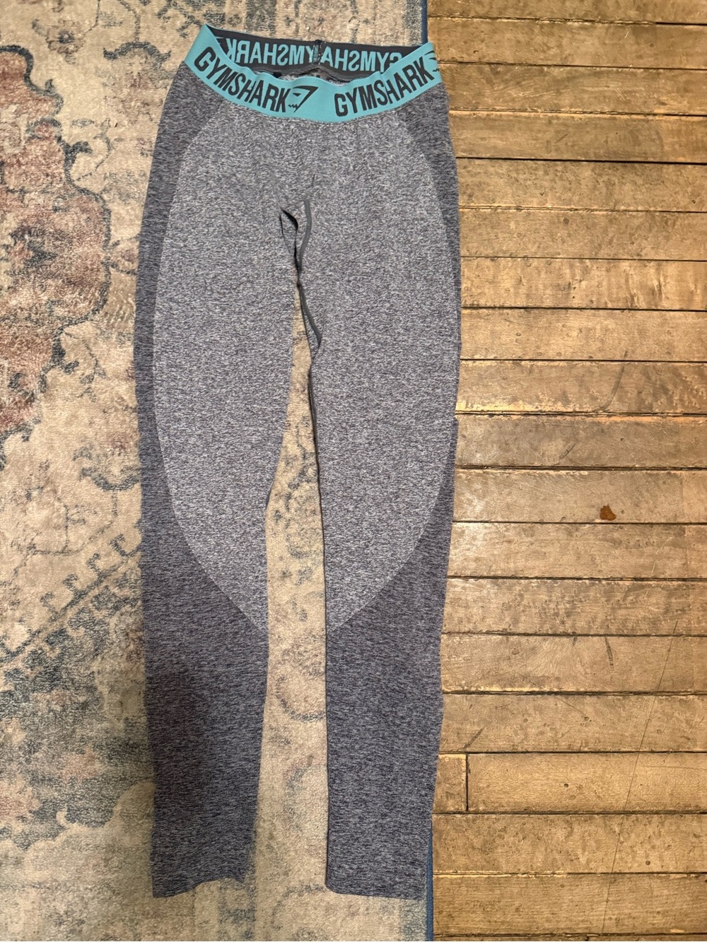 Women’s Gymshark  Grey flex leggings, Size Small